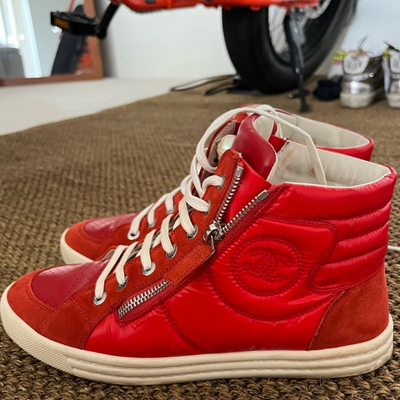 CHANEL Shoes - CHANEL HIGH TOP SNEAKERS